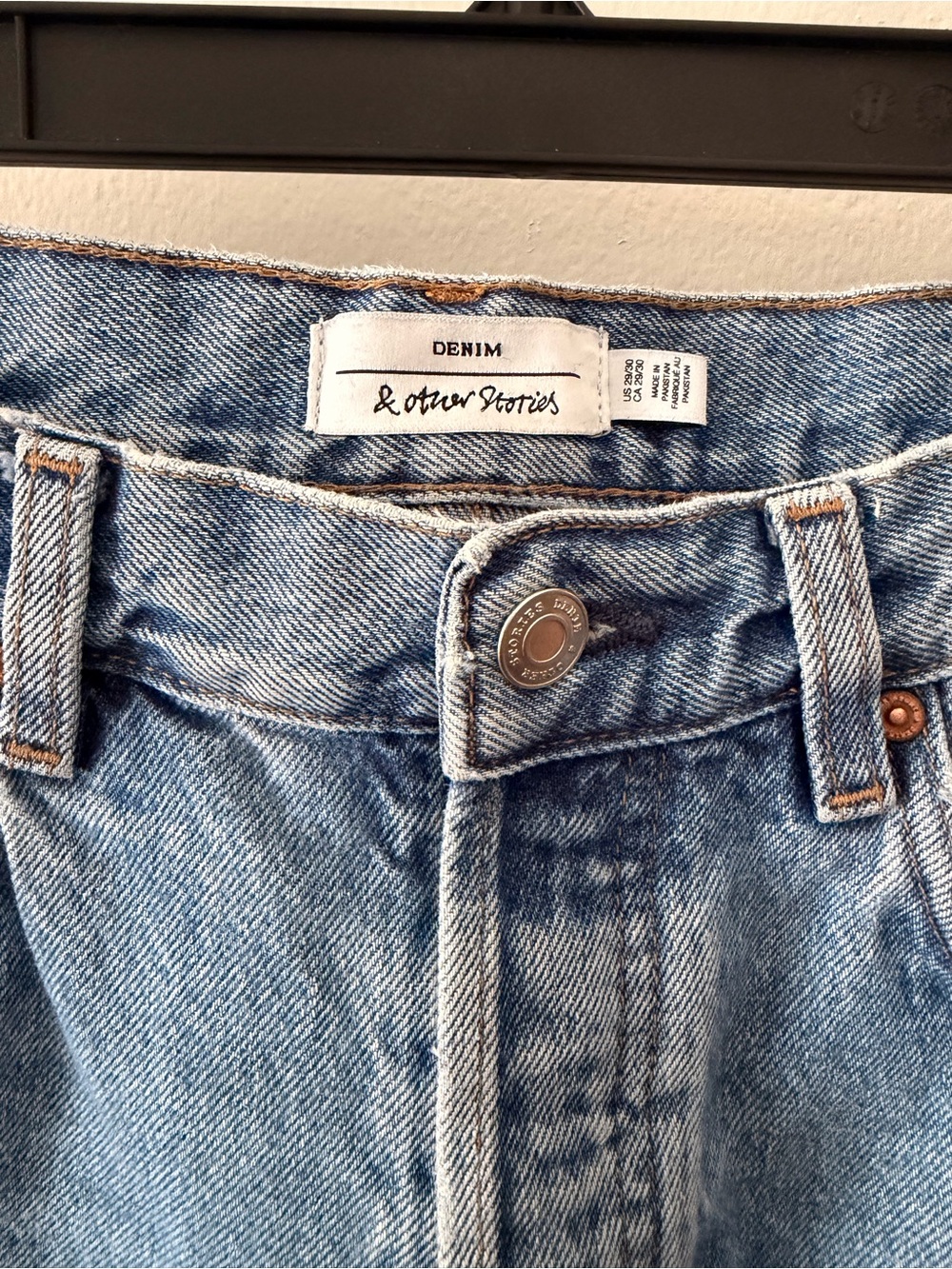& Other Stories Light Wash Straight-Leg Jeans - Picture 4 of 7